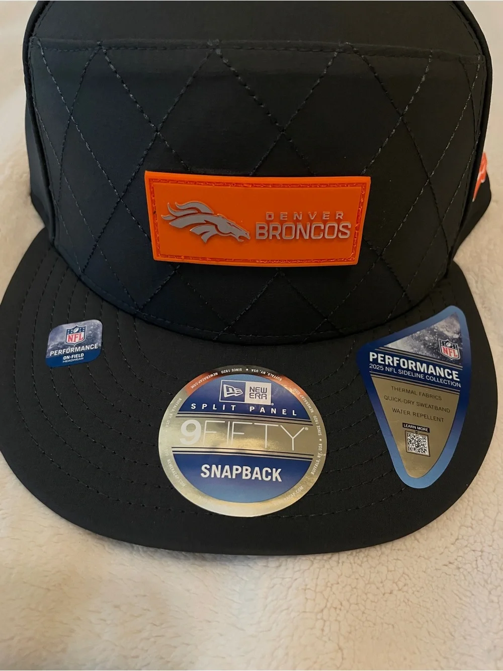 NWT NFL Denver Broncos New Era Gray Training Camp Snapback Hat